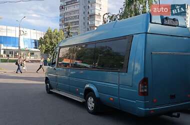 Туристический / Междугородний автобус Mercedes-Benz Sprinter 2000 в 