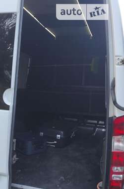 Микроавтобус Mercedes-Benz Sprinter 2012 в 