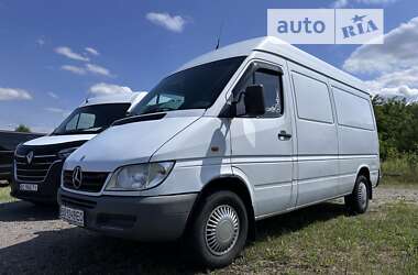 Вантажний фургон Mercedes-Benz Sprinter 2004 в Львові