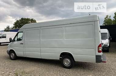 Грузовой фургон Mercedes-Benz Sprinter 2001 в Мукачево