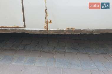 Грузовой фургон Mercedes-Benz Sprinter 2002 в 