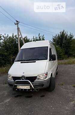 Вантажний фургон Mercedes-Benz Sprinter 2000 в Волочиську