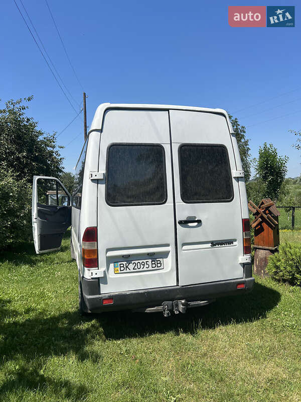 Мікроавтобус Mercedes-Benz Sprinter 2001 в Березному фото 4 Мікроавтобус Mercedes-Benz Sprinter 2001 в Березному
