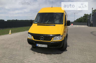 Вантажний фургон Mercedes-Benz Sprinter 2003 в Кагарлику