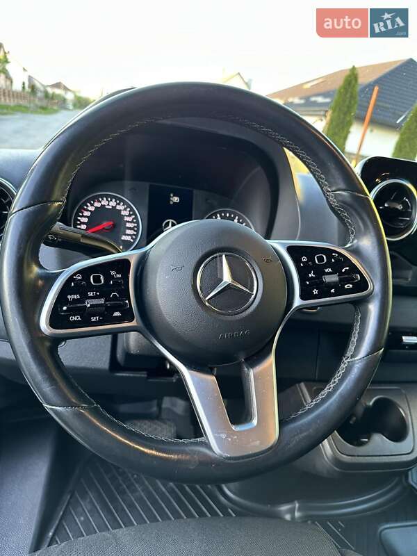 Микроавтобус Mercedes-Benz Sprinter 2020 в Корце