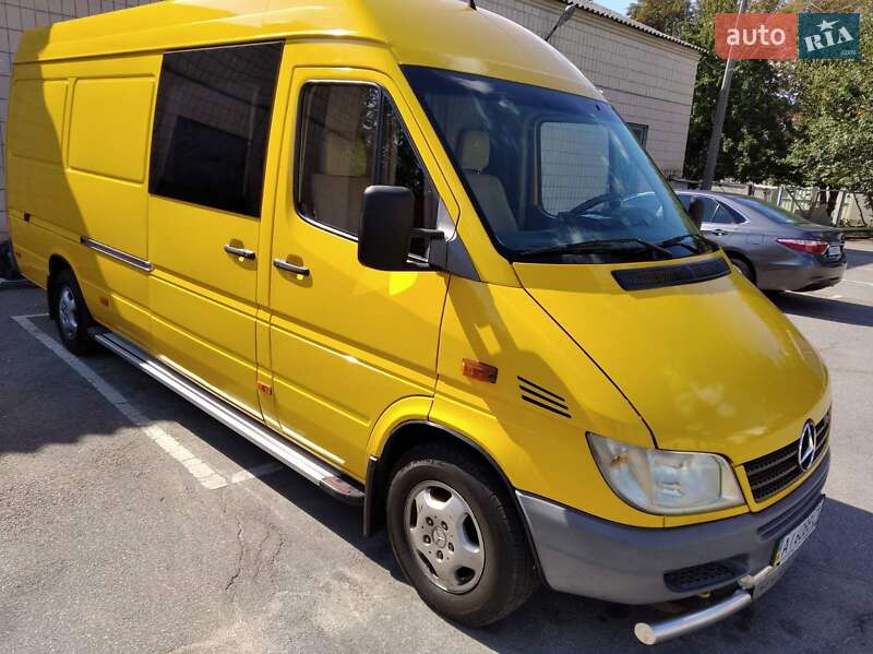 Микроавтобус Mercedes-Benz Sprinter 2004 в Обухове