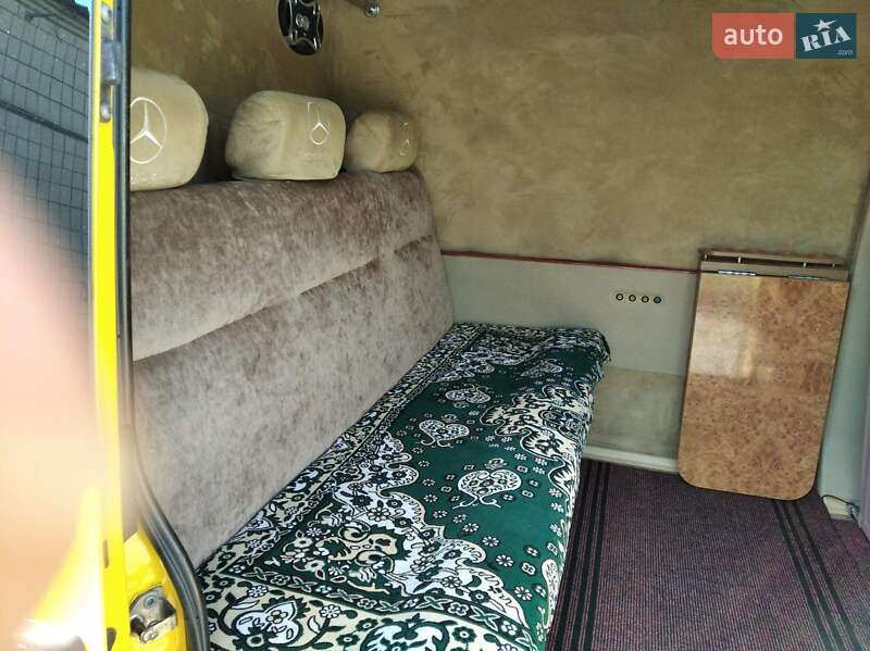 Микроавтобус Mercedes-Benz Sprinter 2004 в Обухове