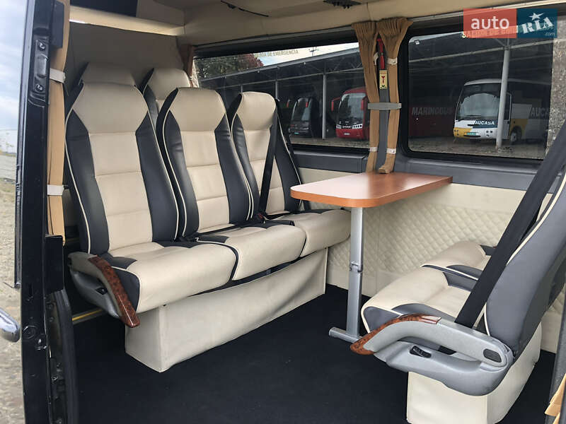 Микроавтобус Mercedes-Benz Sprinter 2004 в Черновцах