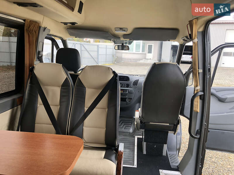 Микроавтобус Mercedes-Benz Sprinter 2004 в Черновцах