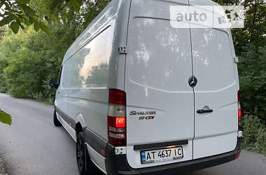Вантажний фургон Mercedes-Benz Sprinter 2012 в 