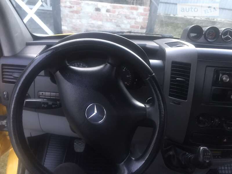 Тентований Mercedes-Benz Sprinter 2009 в Болехові