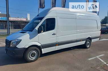 Вантажний фургон Mercedes-Benz Sprinter 2016 в Ужгороді