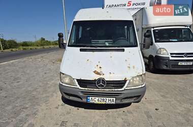 Вантажний фургон Mercedes-Benz Sprinter 2005 в 