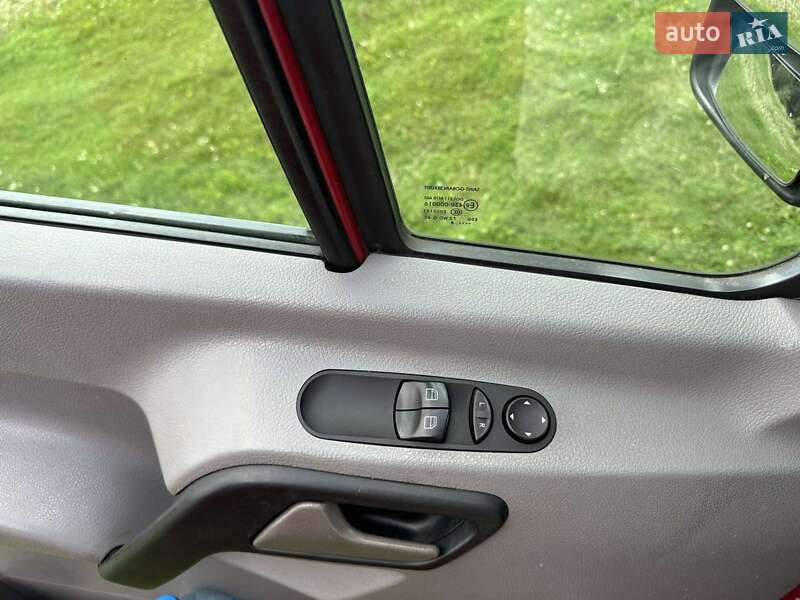 Автовоз Mercedes-Benz Sprinter 2009 в Луцьку