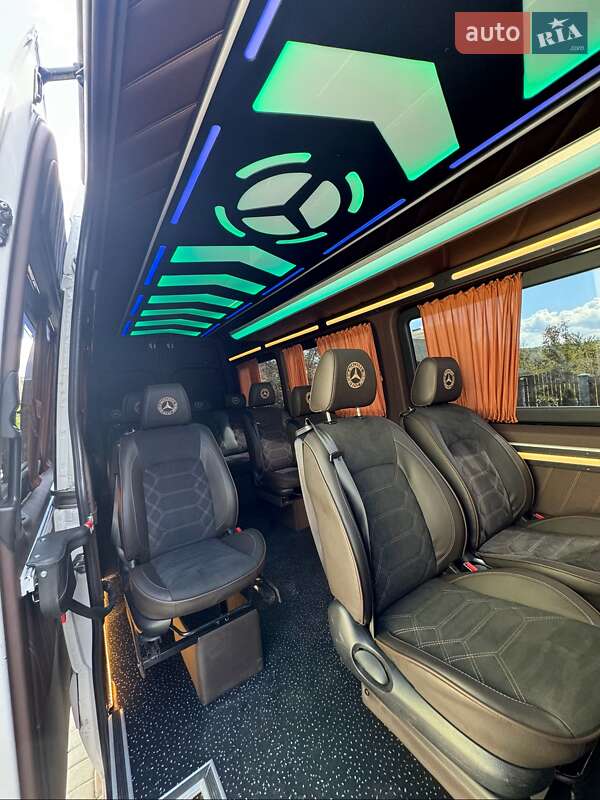 Микроавтобус Mercedes-Benz Sprinter 2017 в Дрогобыче