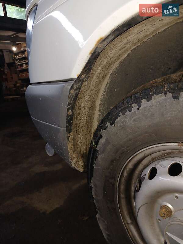 Грузовой фургон Mercedes-Benz Sprinter 2004 в Львове