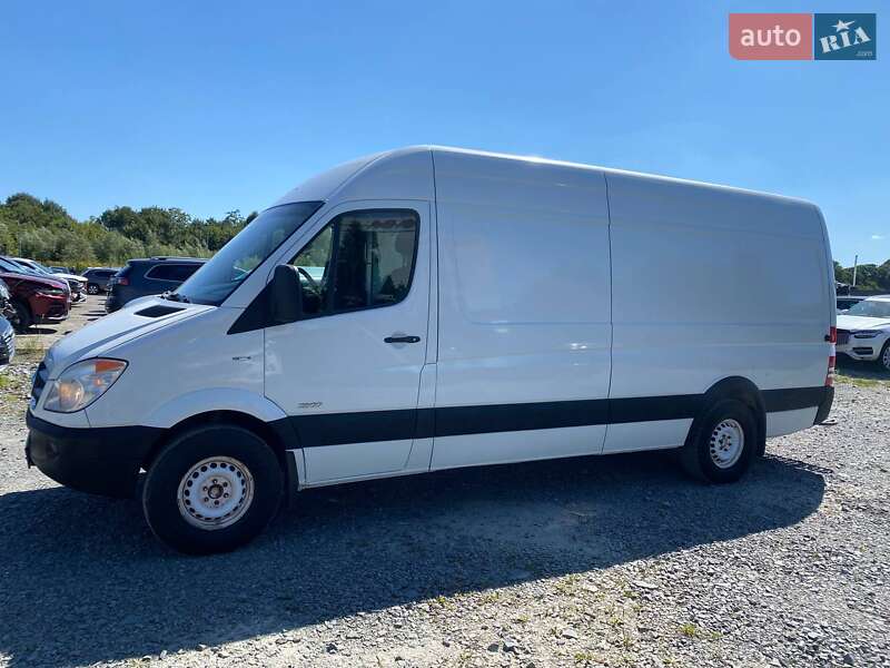 Вантажний фургон Mercedes-Benz Sprinter 2012 в Львові