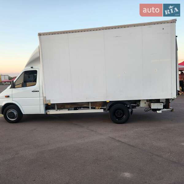 Вантажний фургон Mercedes-Benz Sprinter 2006 в Житомирі