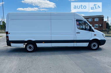 Mercedes-Benz Sprinter 2011