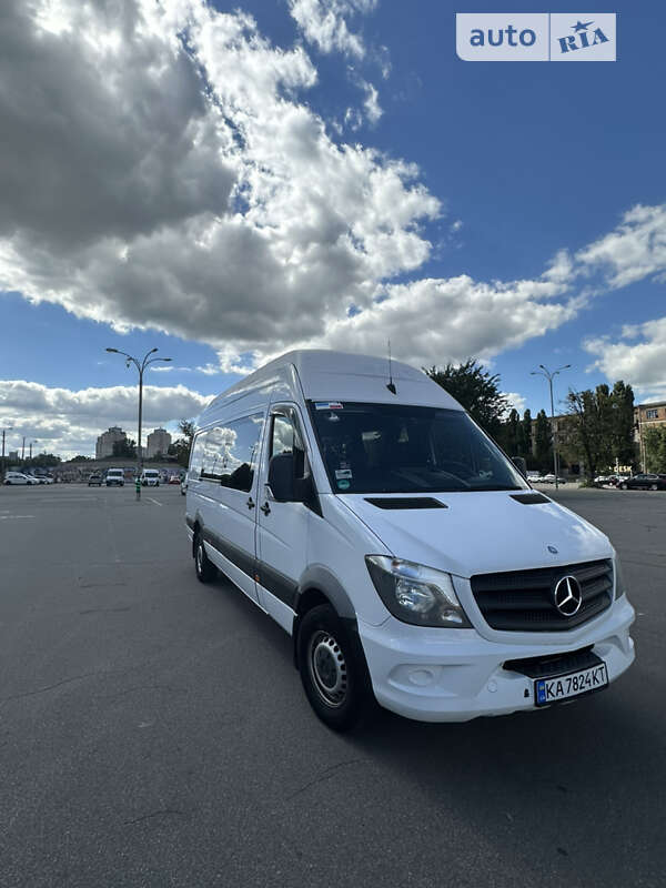 Грузопассажирский фургон Mercedes-Benz Sprinter 2017 в Киеве