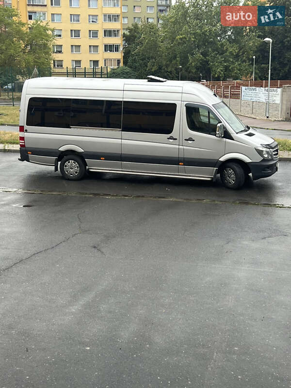 Другие автобусы Mercedes-Benz Sprinter 2015 в Хусте