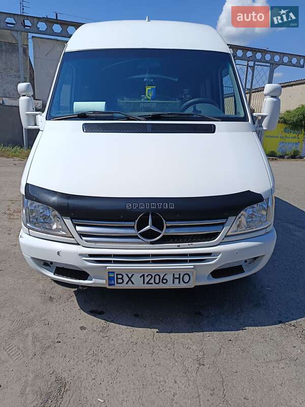 Другие грузовики Mercedes-Benz Sprinter 2005 в Городке