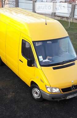 Грузовой фургон Mercedes-Benz Sprinter 2004 в Виноградове