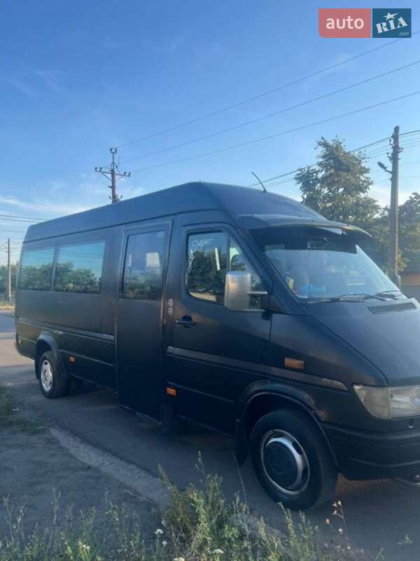 Городской автобус Mercedes-Benz Sprinter 1999 в Кривом Роге