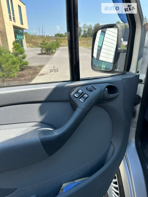 Микроавтобус Mercedes-Benz Sprinter 2004 в Хмельницком фото 9 Микроавтобус Mercedes-Benz Sprinter 2004 в Хмельницком
