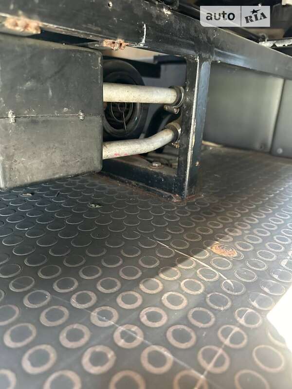 Микроавтобус Mercedes-Benz Sprinter 2004 в Хмельницком фото 13 Микроавтобус Mercedes-Benz Sprinter 2004 в Хмельницком