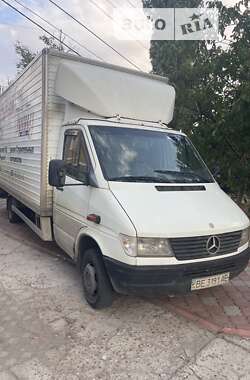 Грузовой фургон Mercedes-Benz Sprinter 1998 в 