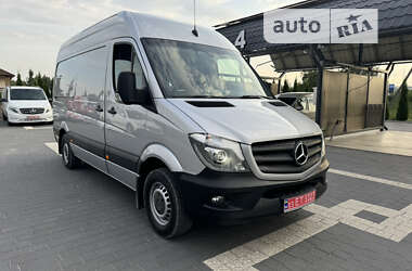 Вантажопасажирський фургон Mercedes-Benz Sprinter 2017 в Кременці