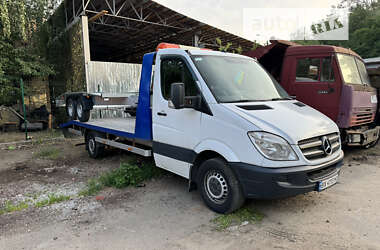 Эвакуатор Mercedes-Benz Sprinter 2008 в Киеве