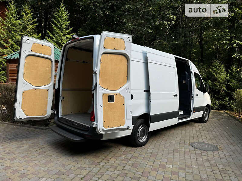Грузовой фургон Mercedes-Benz Sprinter 2023 в Виннице