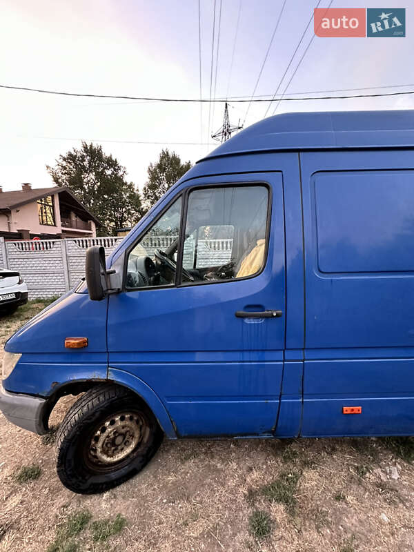 Микроавтобус Mercedes-Benz Sprinter 2004 в Чернигове фото 10 Микроавтобус Mercedes-Benz Sprinter 2004 в Чернигове