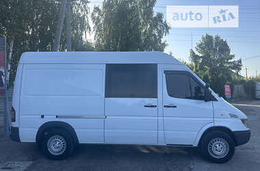 Вантажний фургон Mercedes-Benz Sprinter 2004 в Білій Церкві