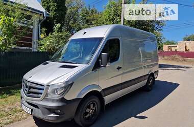 Грузовой фургон Mercedes-Benz Sprinter 2014 в 