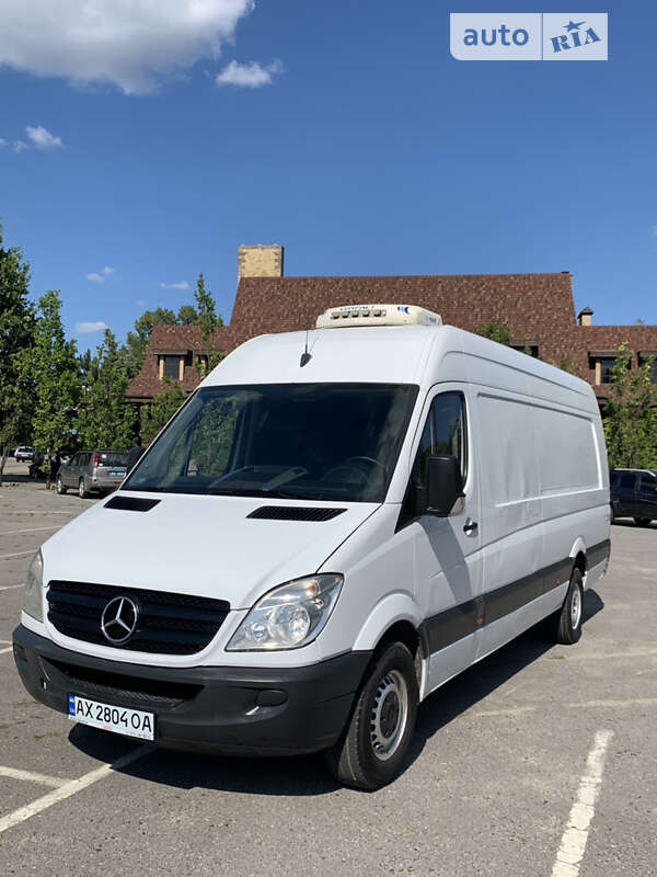 Вантажний фургон Mercedes-Benz Sprinter 2009 в Харкові