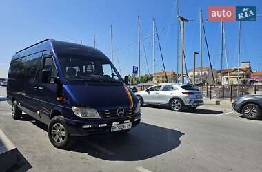 Микроавтобус Mercedes-Benz Sprinter 2005 в 