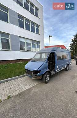 Микроавтобус Mercedes-Benz Sprinter 2005 в 