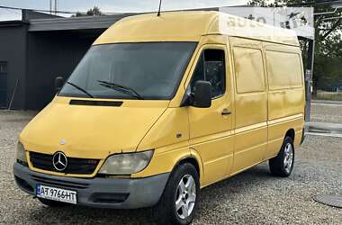 Грузовой фургон Mercedes-Benz Sprinter 2002 в Калуше