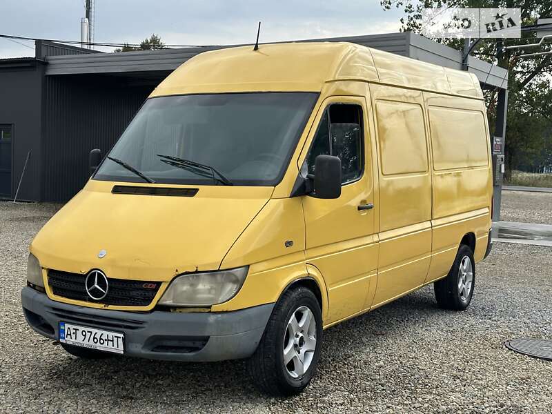 Mercedes-Benz Sprinter 2002