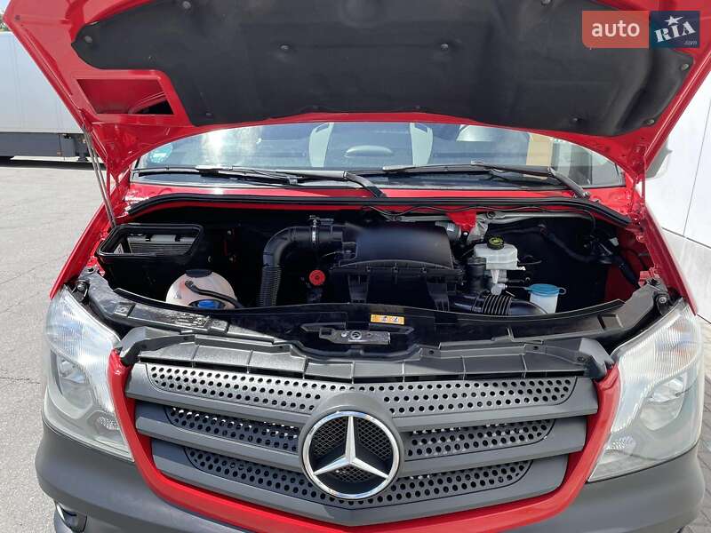 Грузовой фургон Mercedes-Benz Sprinter 2017 в Хмельницком