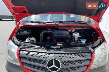 Грузовой фургон Mercedes-Benz Sprinter 2017 в 