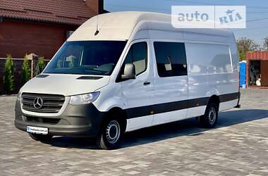 Mercedes-Benz Sprinter 2021