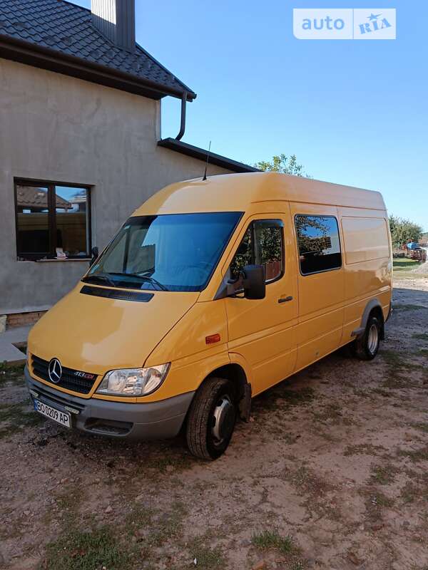 Вантажний фургон Mercedes-Benz Sprinter 2005 в Тернополі фото 4 Вантажний фургон Mercedes-Benz Sprinter 2005 в Тернополі