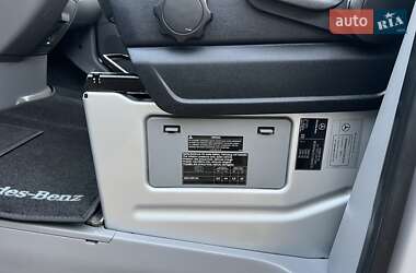 Вантажопасажирський фургон Mercedes-Benz Sprinter 2013 в Києві