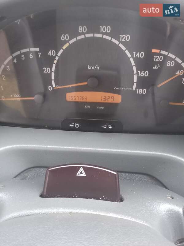 Микроавтобус Mercedes-Benz Sprinter 2002 в Бучаче