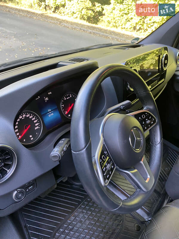 Вантажний фургон Mercedes-Benz Sprinter 2022 в Івано-Франківську