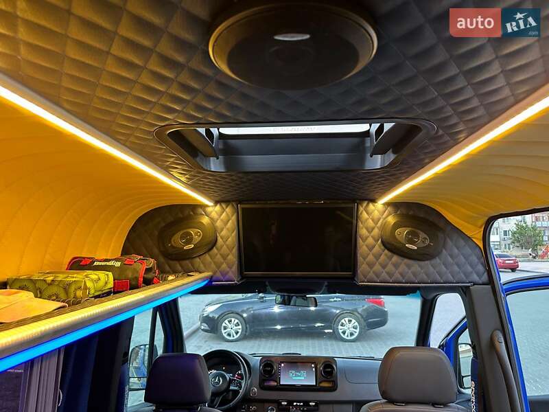 Микроавтобус Mercedes-Benz Sprinter 2019 в Киеве